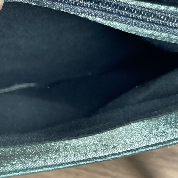 Nine West Tote Bag Silver Green Satiny Fabric Metal Link Shoulder Bag Purse - Picture 10 of 13